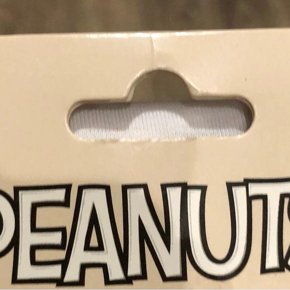 NEW Pet Peanuts Snoopy Bandana in Red and White - Picture 3 of 4